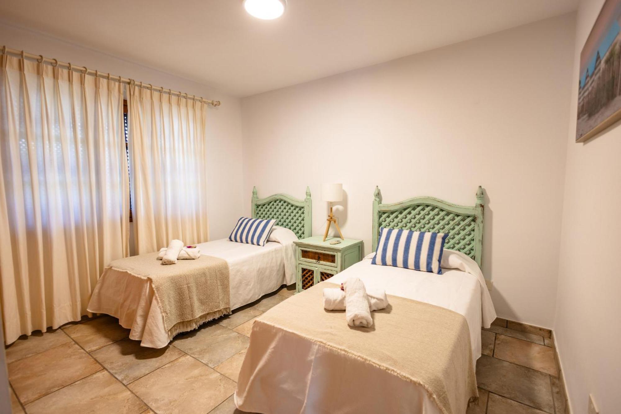 Oasis Holycan - By Gestion Vacacional Canarias San Bartolomé Eksteriør billede