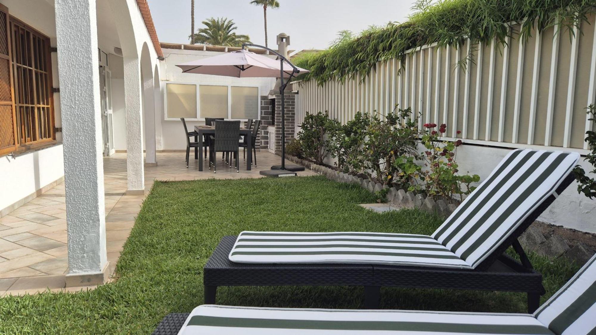 Oasis Holycan - By Gestion Vacacional Canarias San Bartolomé Eksteriør billede